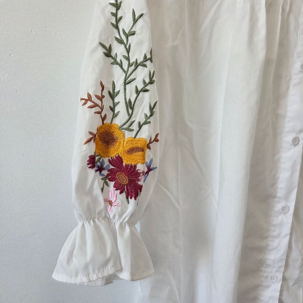 White Embroidered Tunic Blouse Pleated Summer Festival Farmers Market Boho Large - Picture 3 of 7